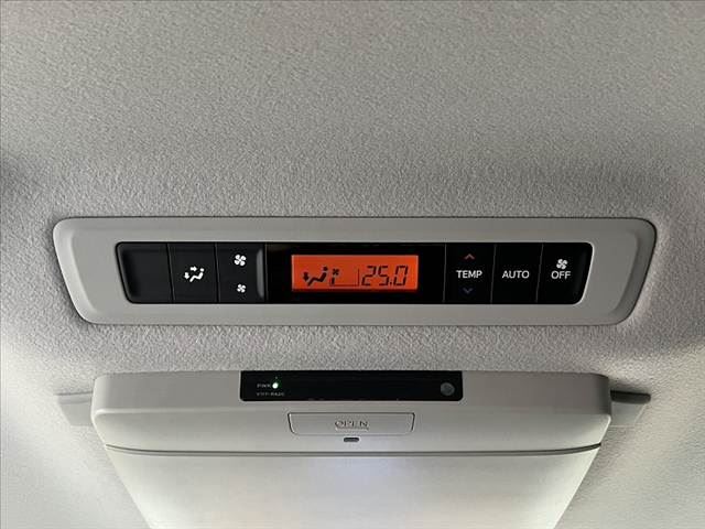 صورة مصغرة 32 لـ 2014 Toyota VOXY