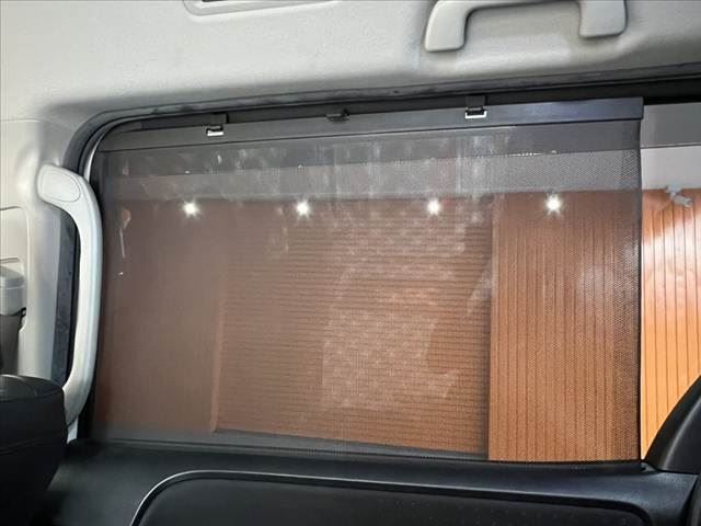 صورة مصغرة 33 لـ 2014 Toyota VOXY