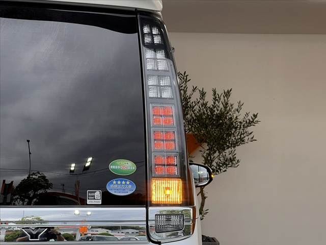 صورة مصغرة 40 لـ 2014 Toyota VOXY