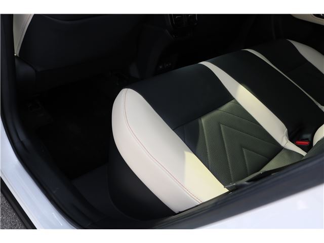 2022 Lexus NX — миниатюра 17