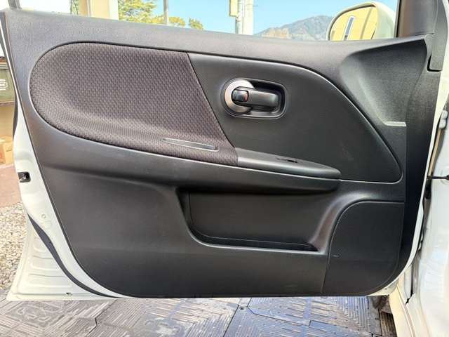 صورة مصغرة 29 لـ 2007 Nissan NOTE