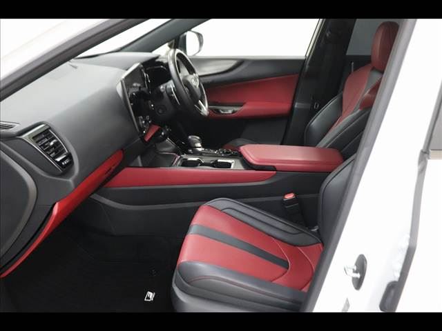 2023 Lexus NX — миниатюра 12