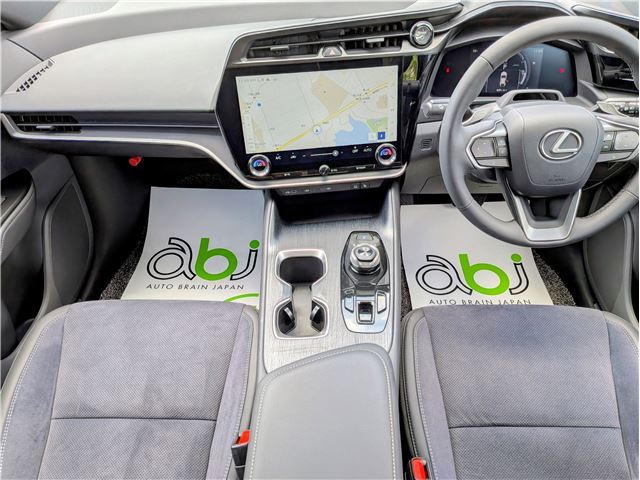 صورة 3 لـ 2023 Lexus RZ