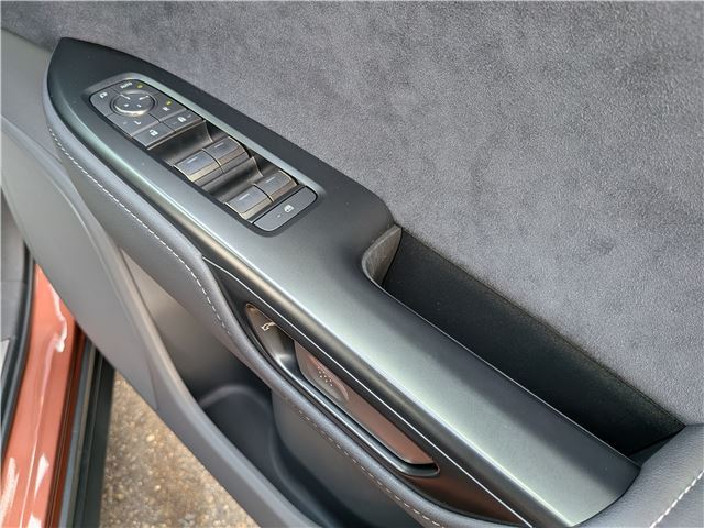 صورة مصغرة 45 لـ 2023 Lexus RZ
