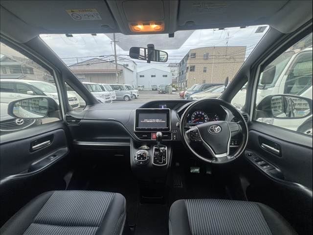 صورة مصغرة 3 لـ 2014 Toyota NOAH