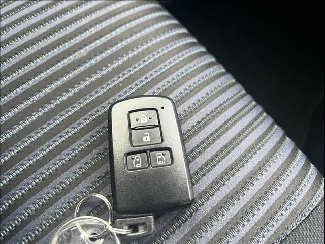 صورة مصغرة 27 لـ 2014 Toyota NOAH