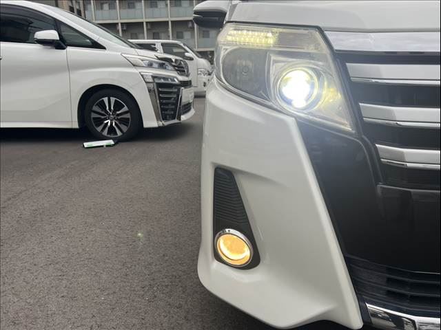 صورة مصغرة 33 لـ 2014 Toyota NOAH