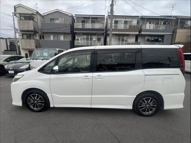 صورة مصغرة 7 لـ 2014 Toyota NOAH
