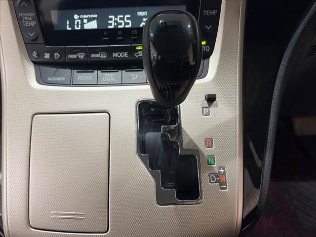 2013 Toyota VELLFIRE 缩略图 40