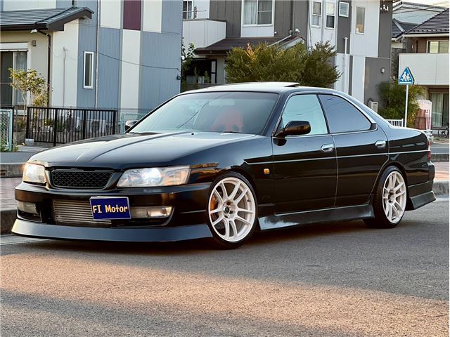 2000 Nissan LAUREL 照片 2