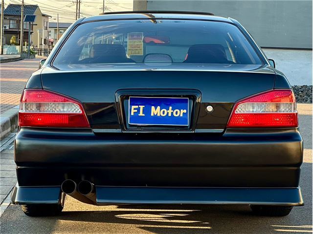 2000 Nissan LAUREL 照片 6