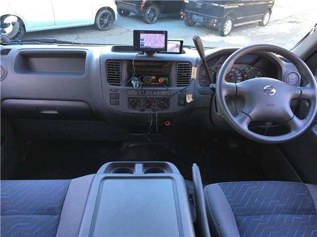 2003 Nissan CARAVAN 缩略图 16