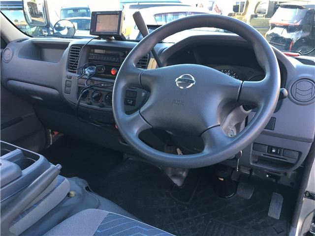 2003 Nissan CARAVAN 缩略图 35