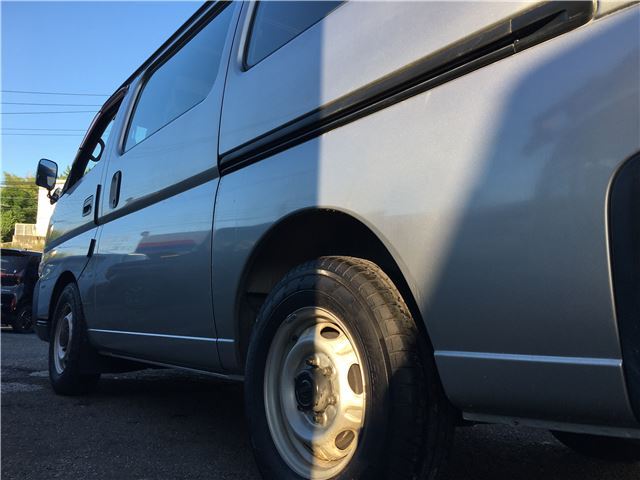2003 Nissan CARAVAN — фото 7