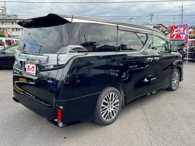 2016 Toyota VELLFIRE photo 3