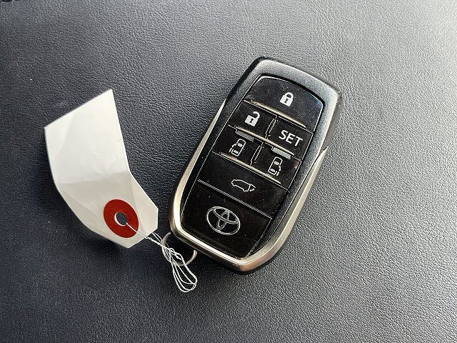 صورة مصغرة 26 لـ 2016 Toyota VELLFIRE