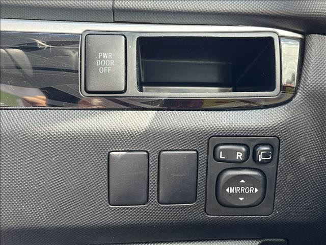 2014 Toyota ESTIMA — миниатюра 27