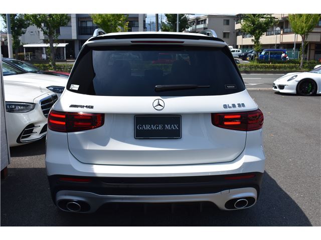 2025 Mercedes-BENZ GLB-CLASS AMG — фото 2