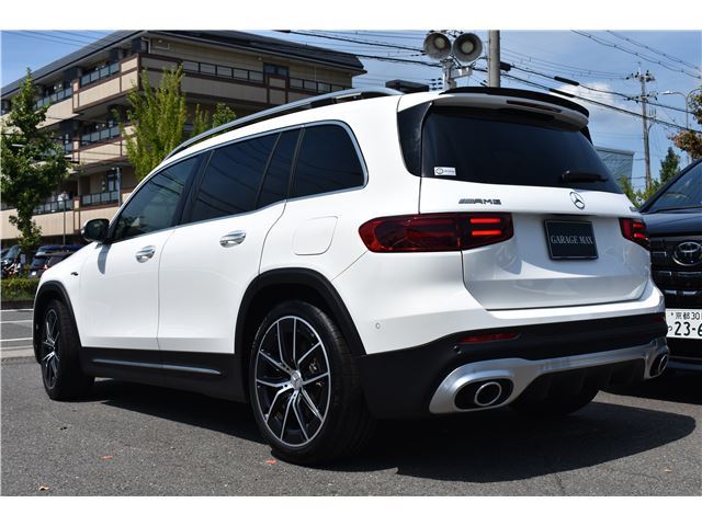 صورة مصغرة 32 لـ 2025 Mercedes-BENZ GLB-CLASS AMG