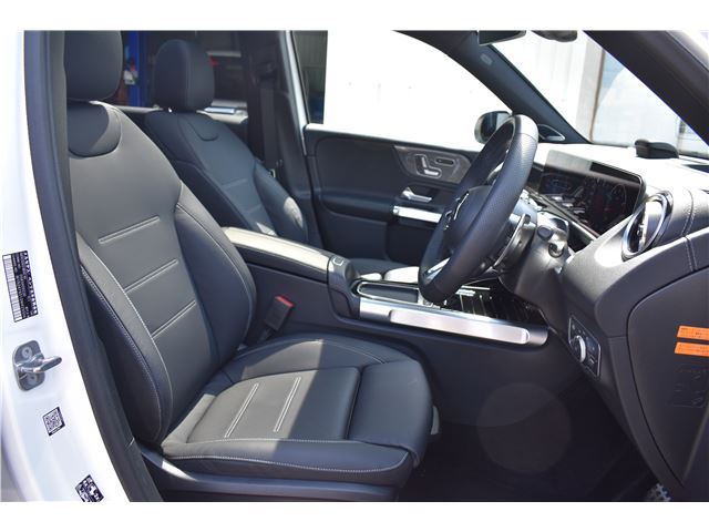 صورة مصغرة 41 لـ 2025 Mercedes-BENZ GLB-CLASS AMG