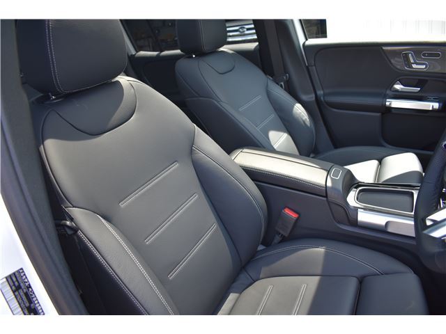 صورة مصغرة 43 لـ 2025 Mercedes-BENZ GLB-CLASS AMG