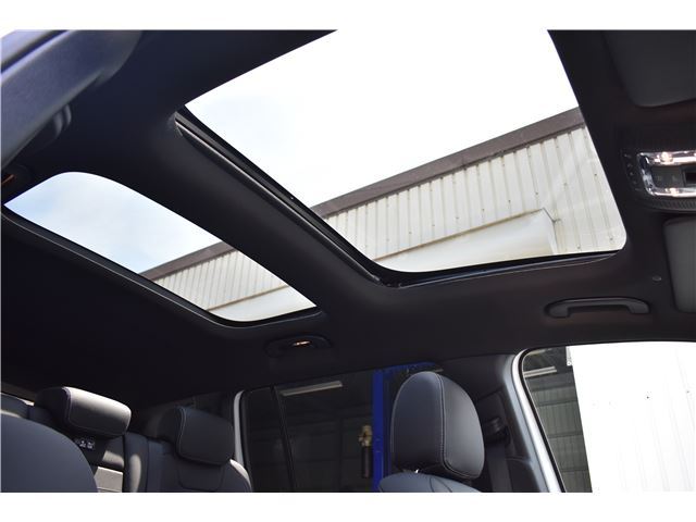 صورة مصغرة 53 لـ 2025 Mercedes-BENZ GLB-CLASS AMG