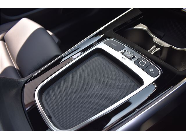 صورة مصغرة 68 لـ 2025 Mercedes-BENZ GLB-CLASS AMG