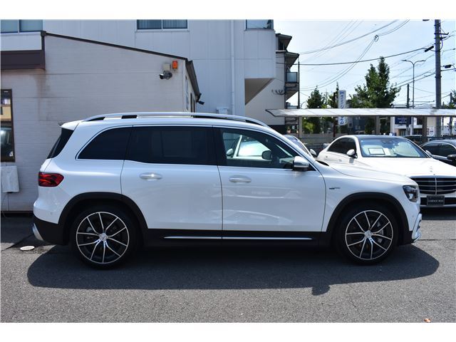 2025 Mercedes-BENZ GLB-CLASS AMG — фото 4