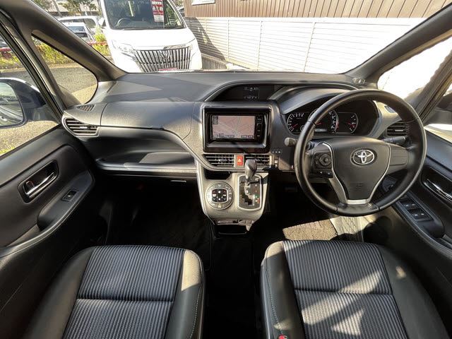 2015 Toyota VOXY 照片 2