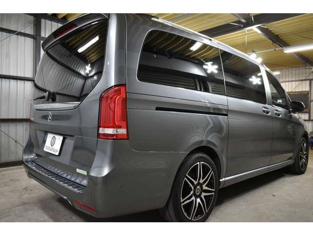 صورة 3 لـ 2021 Mercedes-BENZ V-CLASS