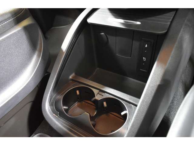 صورة مصغرة 28 لـ 2021 Mercedes-BENZ V-CLASS