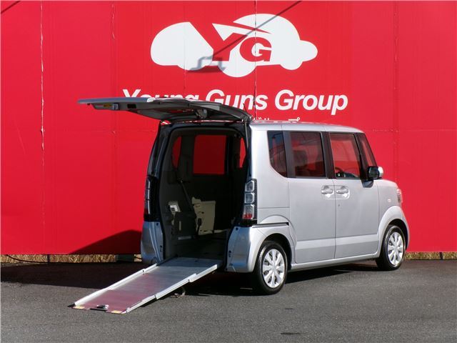 2012 Honda N-BOX+ 照片 1