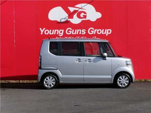 2012 Honda N-BOX+ 照片 3