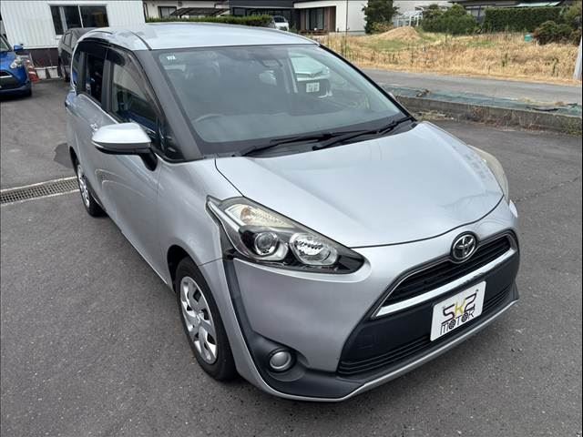 صورة 5 لـ 2015 Toyota SIENTA