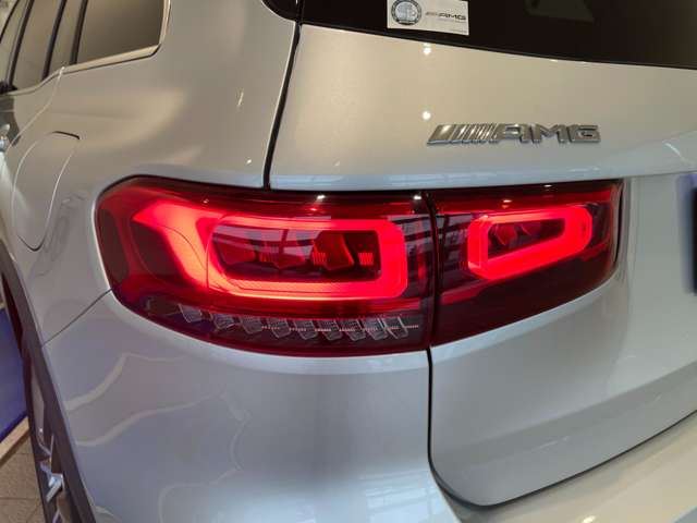 صورة مصغرة 14 لـ 2023 Mercedes-BENZ GLB-CLASS AMG