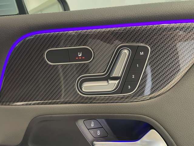 صورة مصغرة 27 لـ 2023 Mercedes-BENZ GLB-CLASS AMG