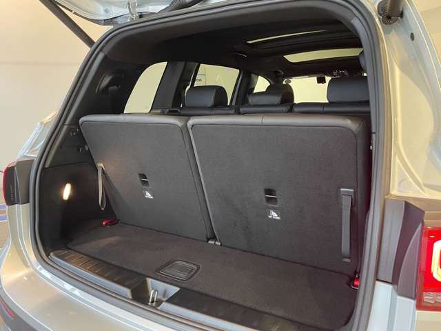 صورة مصغرة 36 لـ 2023 Mercedes-BENZ GLB-CLASS AMG