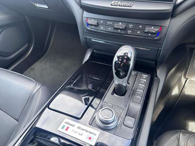 صورة مصغرة 33 لـ 2018 Maserati GHIBLI