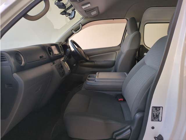 صورة مصغرة 4 لـ 2014 Nissan CARAVAN