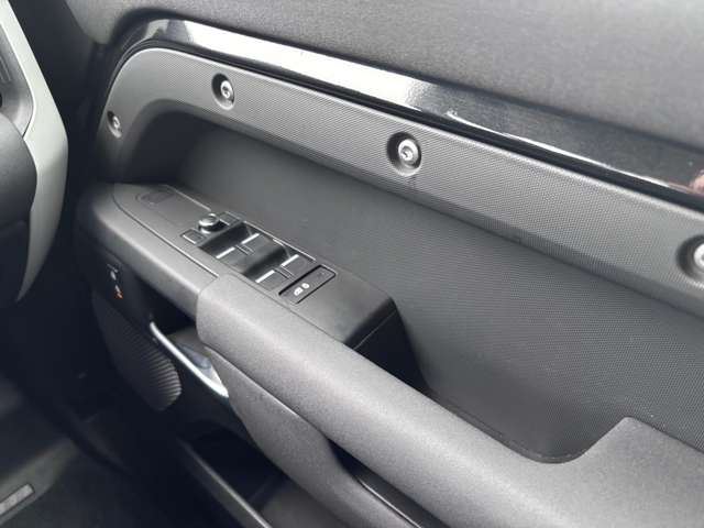 صورة مصغرة 33 لـ 2020 LAND Rover DEFENDER