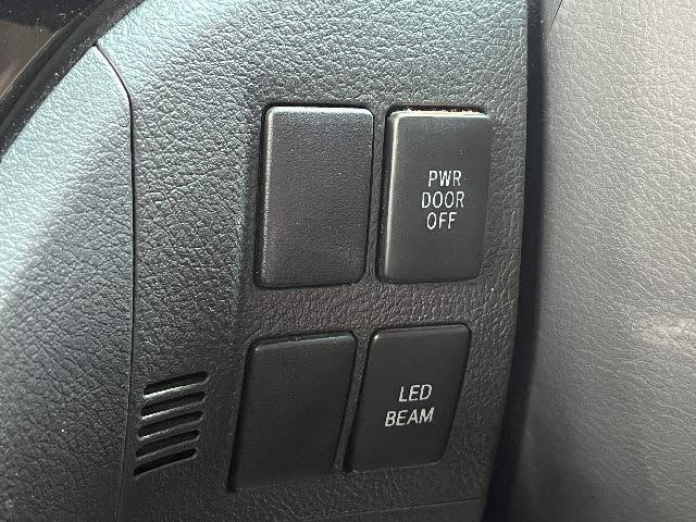 صورة مصغرة 18 لـ 2014 Toyota VELLFIRE