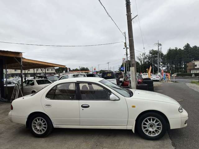 1992 Nissan BLUEBIRD 缩略图 4