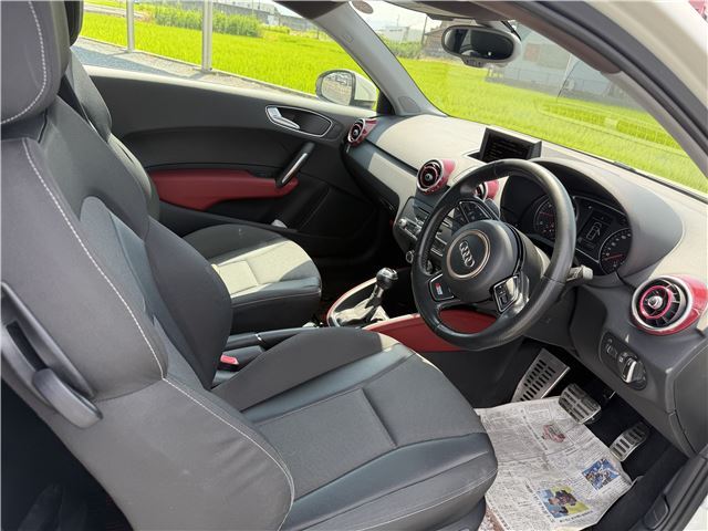 2011 AUDI A1 SPORTBACK 缩略图 3