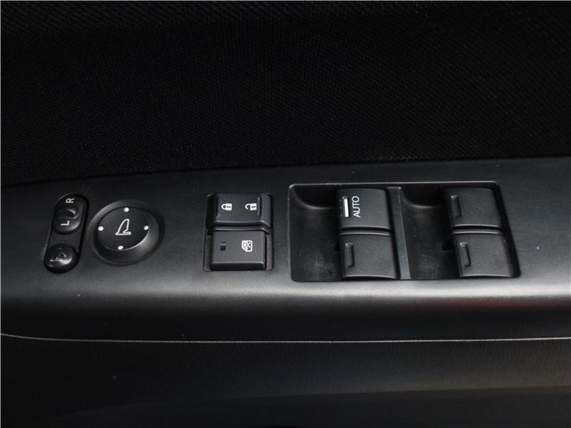 2012 Honda N-BOX — миниатюра 43