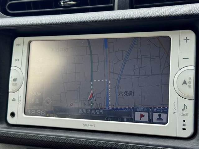 2013 Toyota AQUA — миниатюра 3