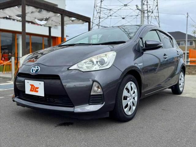 2013 Toyota AQUA — миниатюра 10