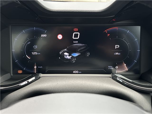 2025 ALFA Romeo JUNIOR 缩略图 21