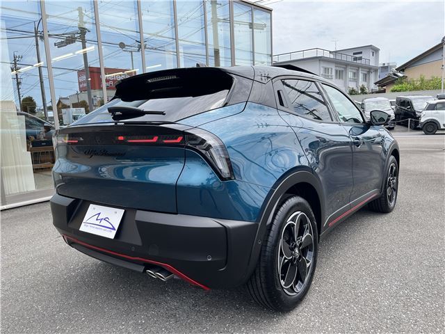 2025 ALFA Romeo JUNIOR 缩略图 37