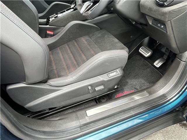 2025 ALFA Romeo JUNIOR 缩略图 45