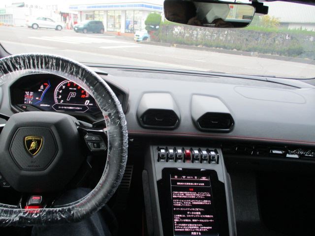 صورة 3 لـ 2022 Lamborghini HURACAN